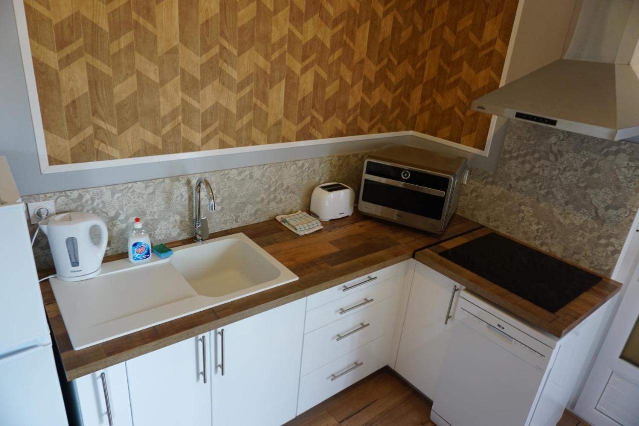 Appart Cosy 4 Personnes Avec Terrasse 永河畔拉罗什 外观 照片